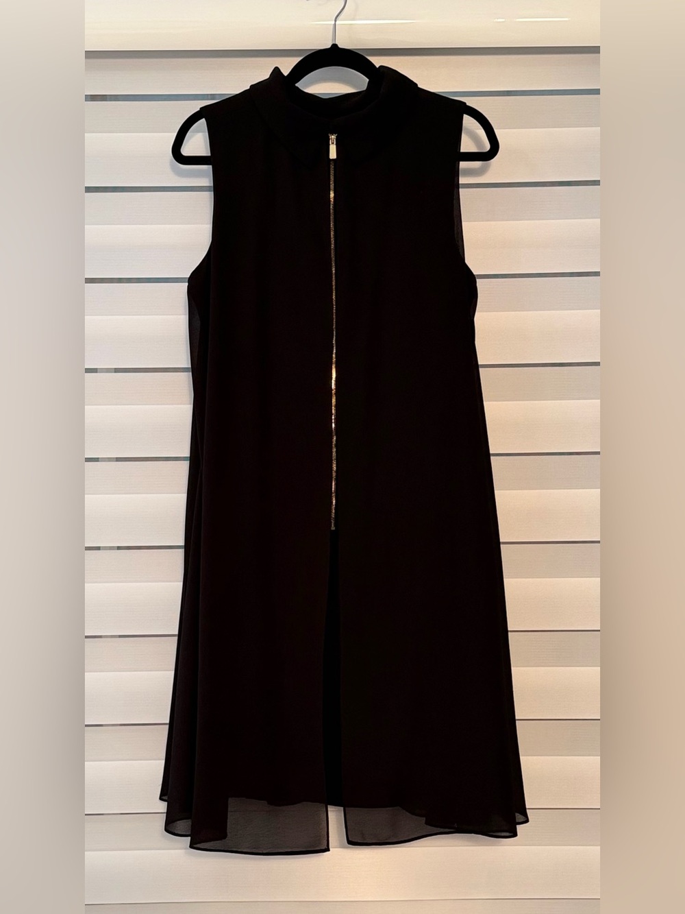 Vince Camuto Black Chiffon Overlay Gold Zip Midi Dress Size 14